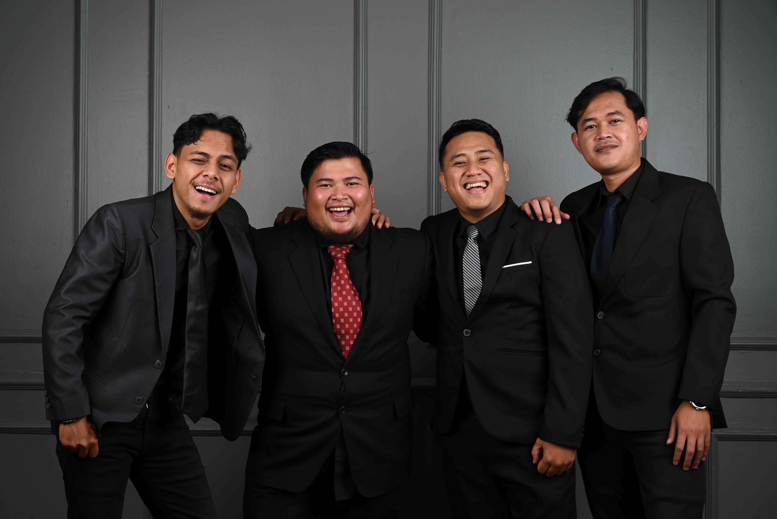 488561 OIS 11 Scaled